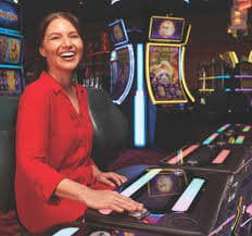 luck789 live casino section with real dealer tables for Philippines players